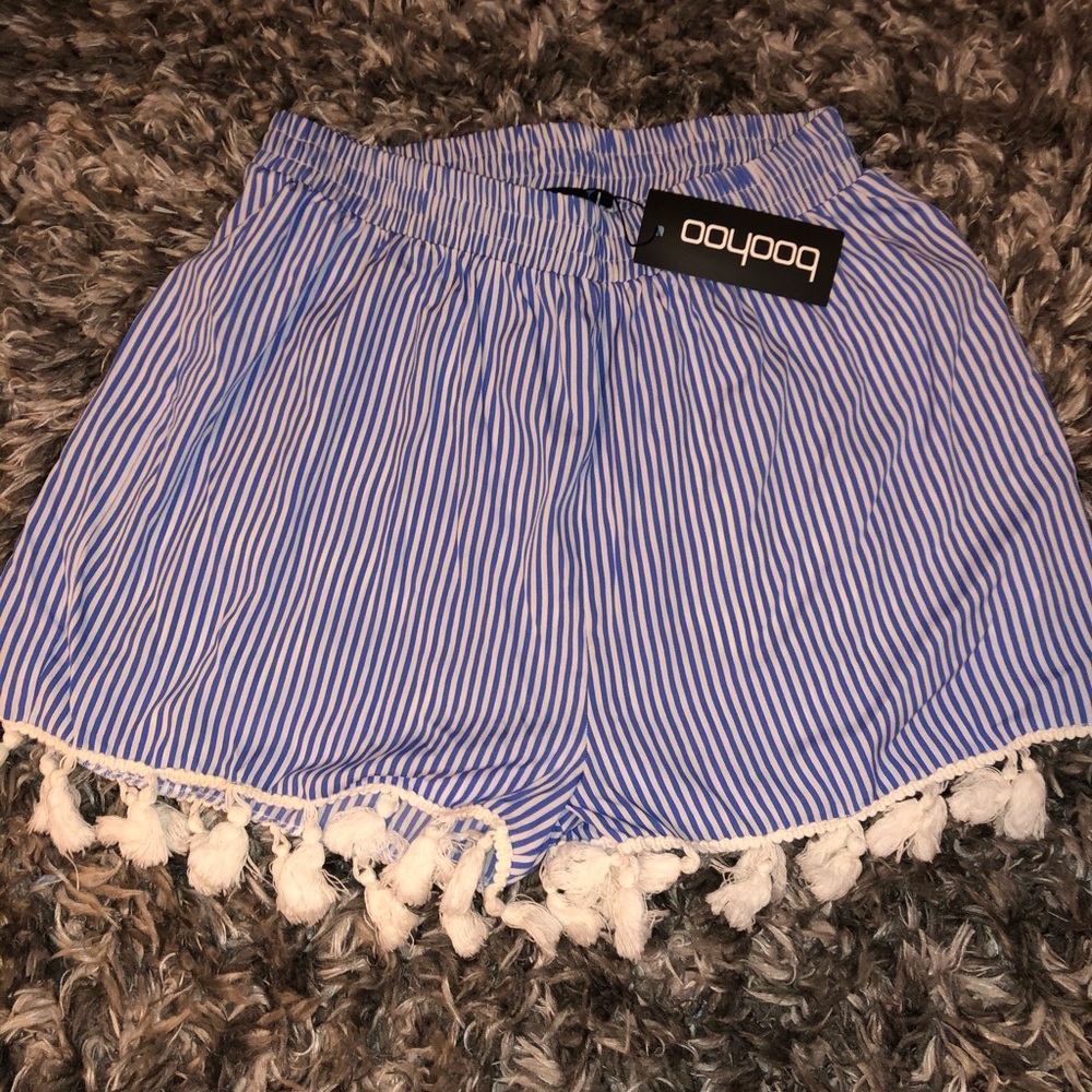 BRAND NEW boohoo shorts